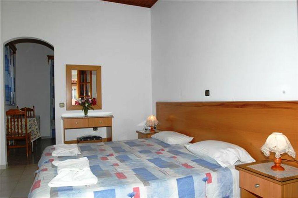 Blue Sky Aparthotel Sidari  Bilik gambar